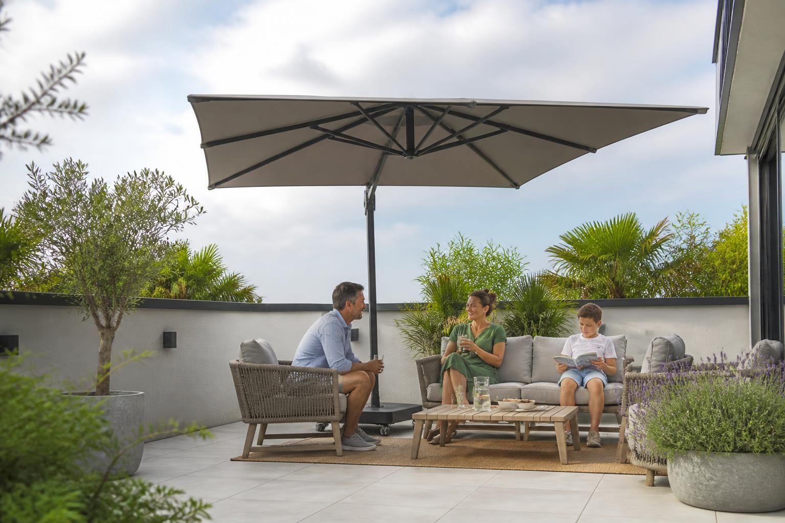 découvrez les meilleures solutions de lestage pour parasols de terrasse afin d'assurer une stabilité optimale même par vent fort. protégez votre espace extérieur avec des astuces pratiques et efficaces.